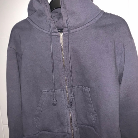 Cropped zip up - Picture 2 of 5